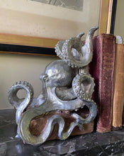 Load image into Gallery viewer, Octopus Bookends
