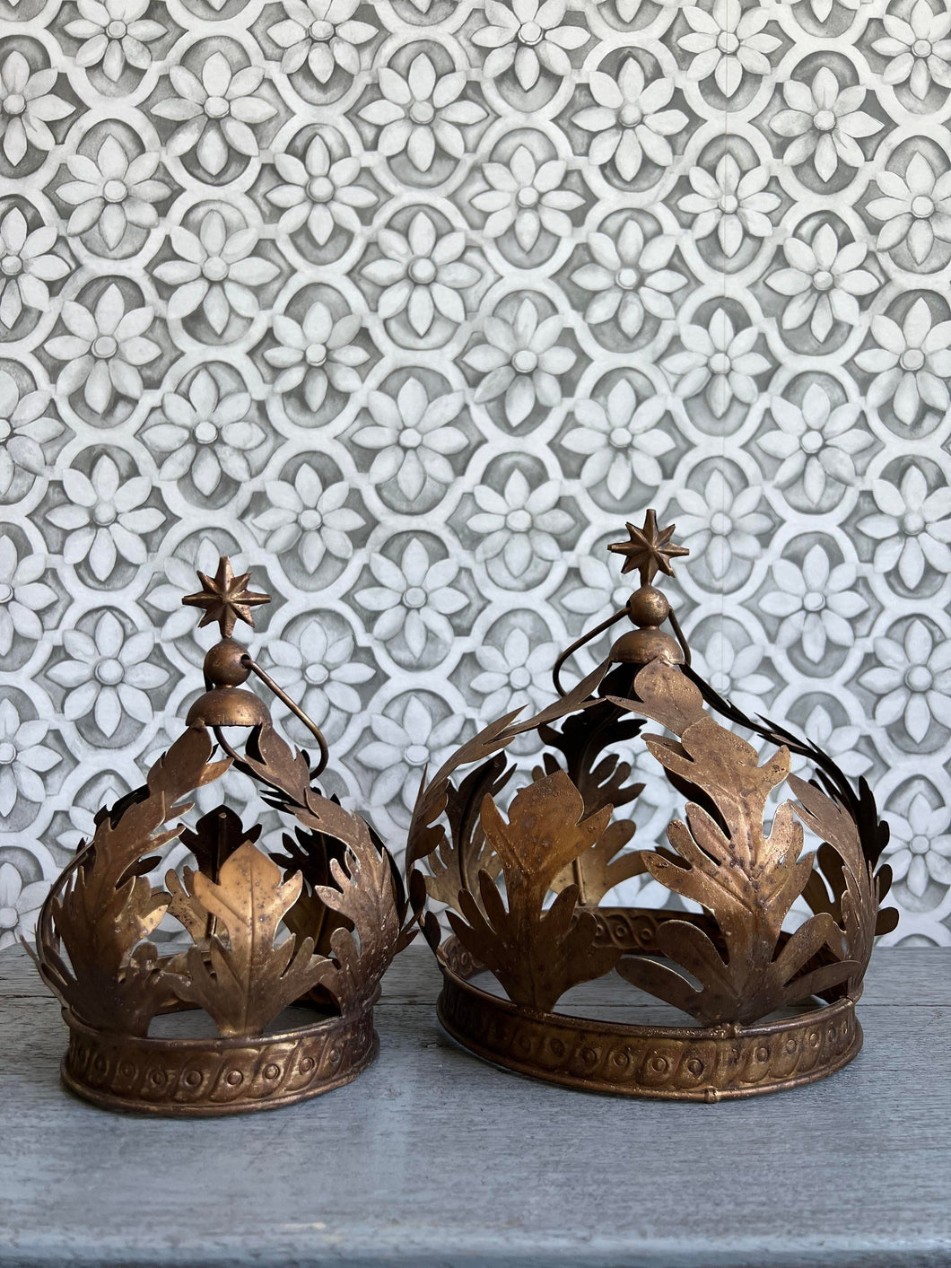 Metal Domed Crown